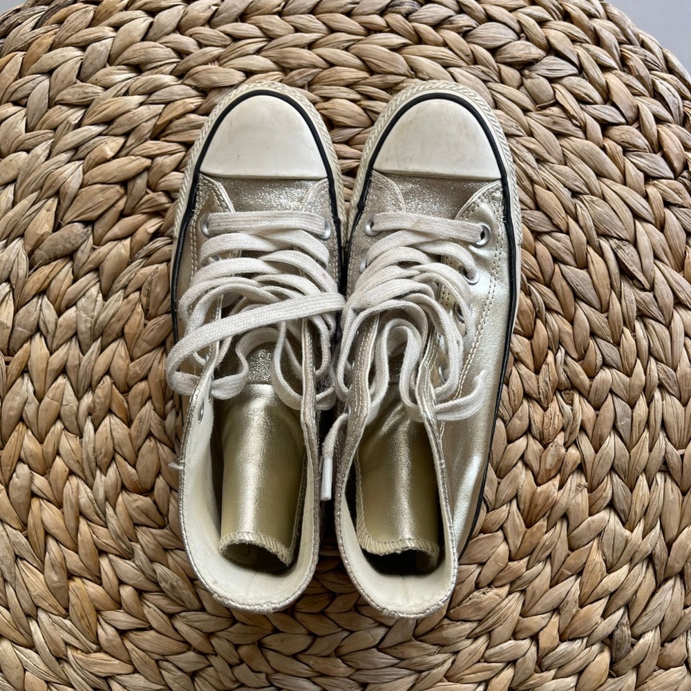 GOLD CLITTER CONVERSE